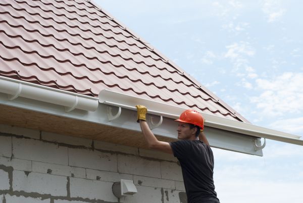 Cost of Rain Gutter Repair in Albany
